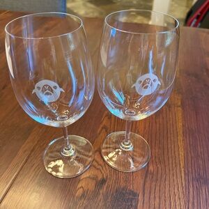(2) Riedel Wine Glasses Pair – Etched Seal Design – Crystal Stemware EUC